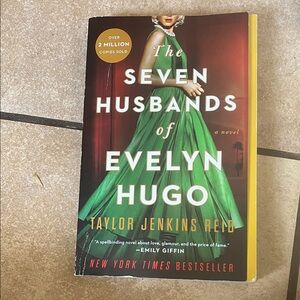 The Seven Husbands of Evelyn Hugo Book